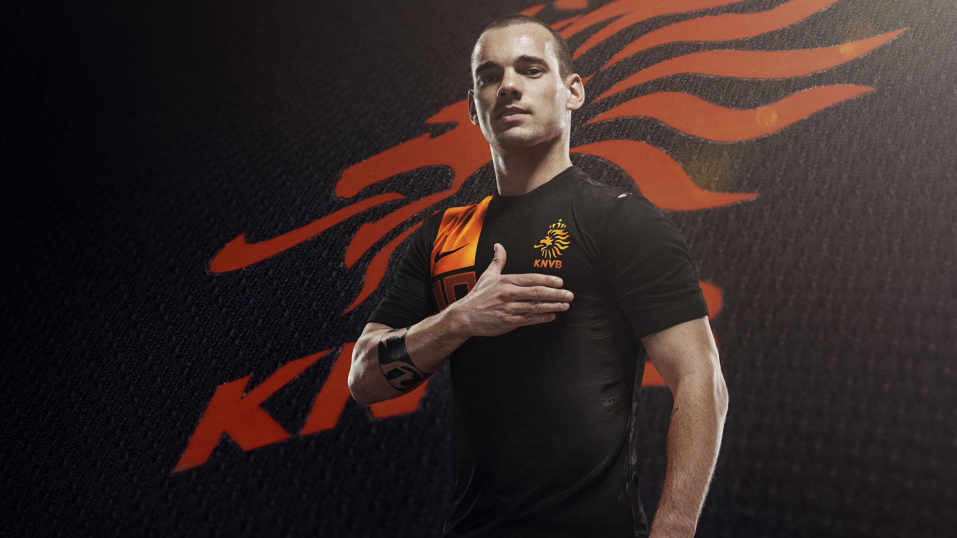 《电竞产业链升级:从硬件到软件的全方位布局》,电竞产业的发展和前景