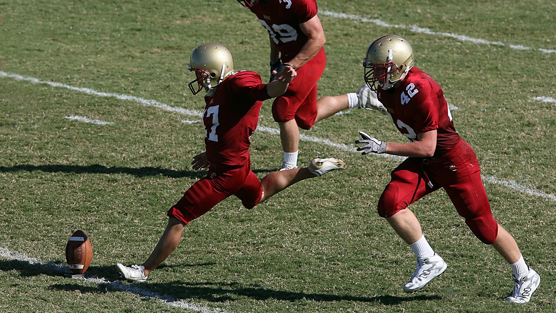 星空体育平台官网-德甲球队积极引进外援，提升整体水平，德甲球队积极引进外援,提升整体水平